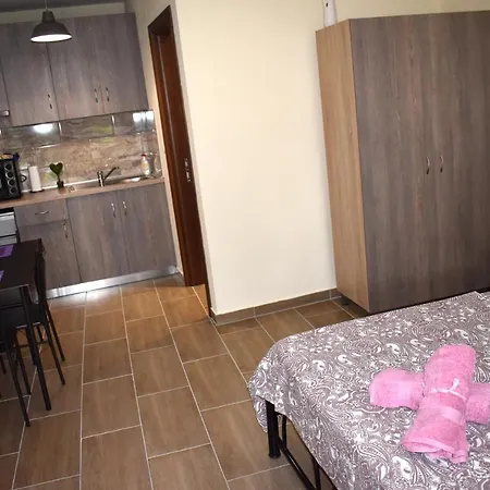 Kefalas Studio * Nea Kallikrateia
